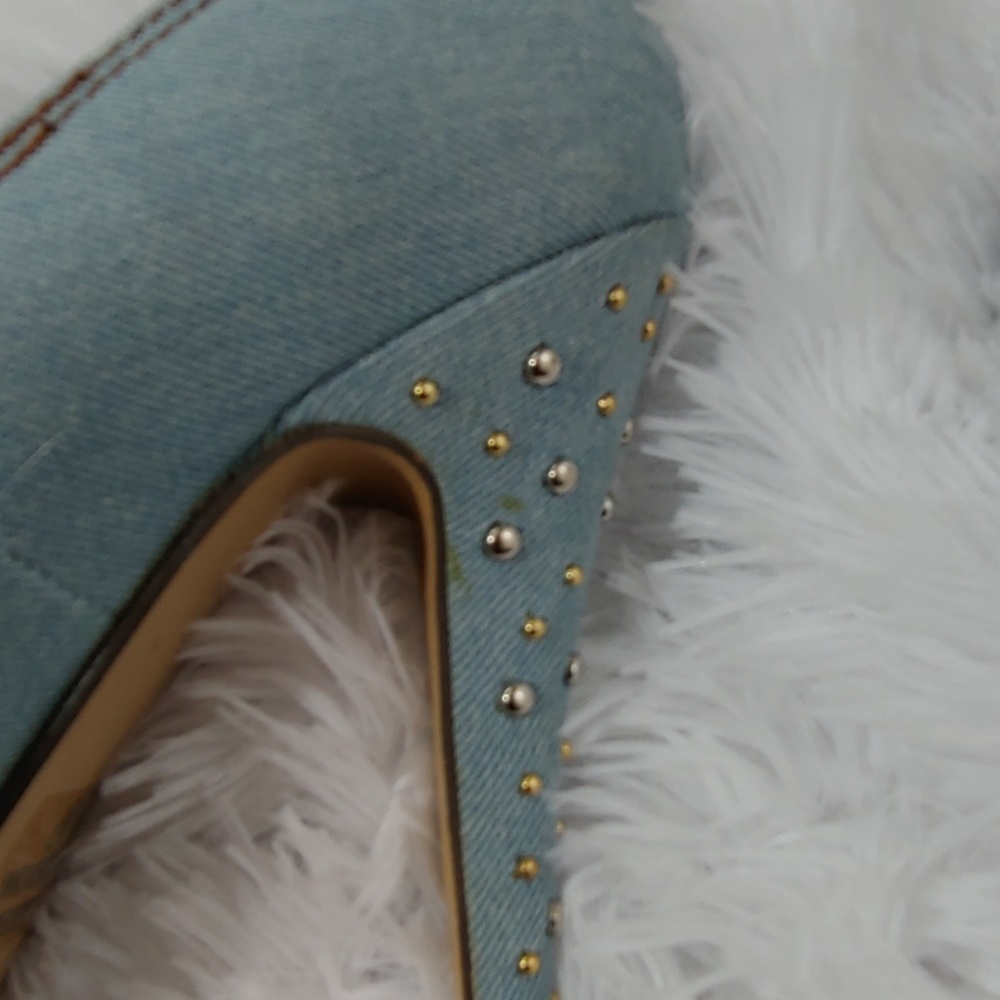 High heels - Picture 4 of 7
